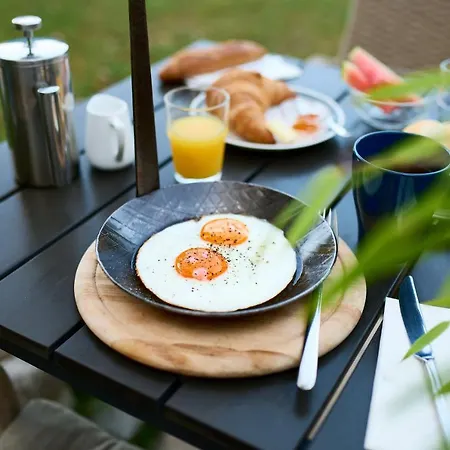 Bed & Breakfast Bergbude 3*