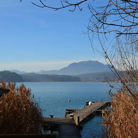 Alojamento de Acomodação e Pequeno-almoço Bergbude 3*